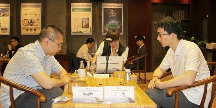  德甲老牌劲旅汉堡重返顶级联赛  