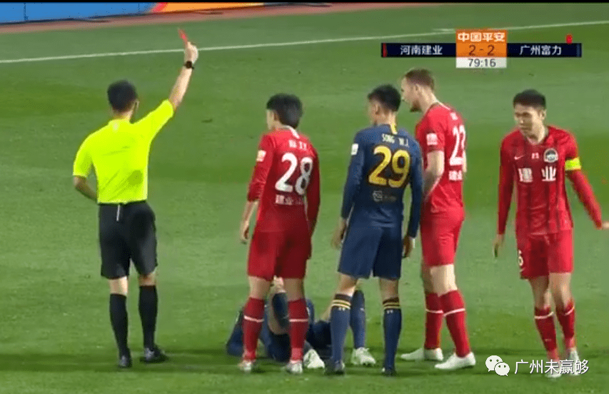  斯佩齐亚保级生死战奏凯，恩佐拉倒钩破门技惊四座